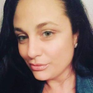 Meet your Posher, Madelin